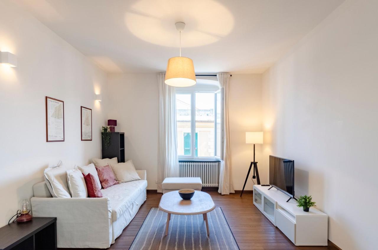 Joivy Spacious Family Apt For 4, In Carignano, Genoa Génova Exterior foto