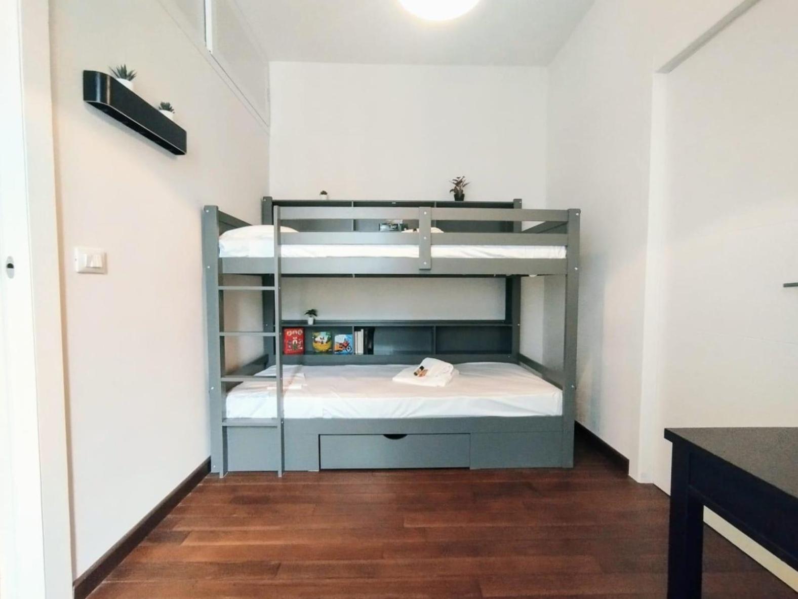 Joivy Spacious Family Apt For 4, In Carignano, Genoa Génova Exterior foto